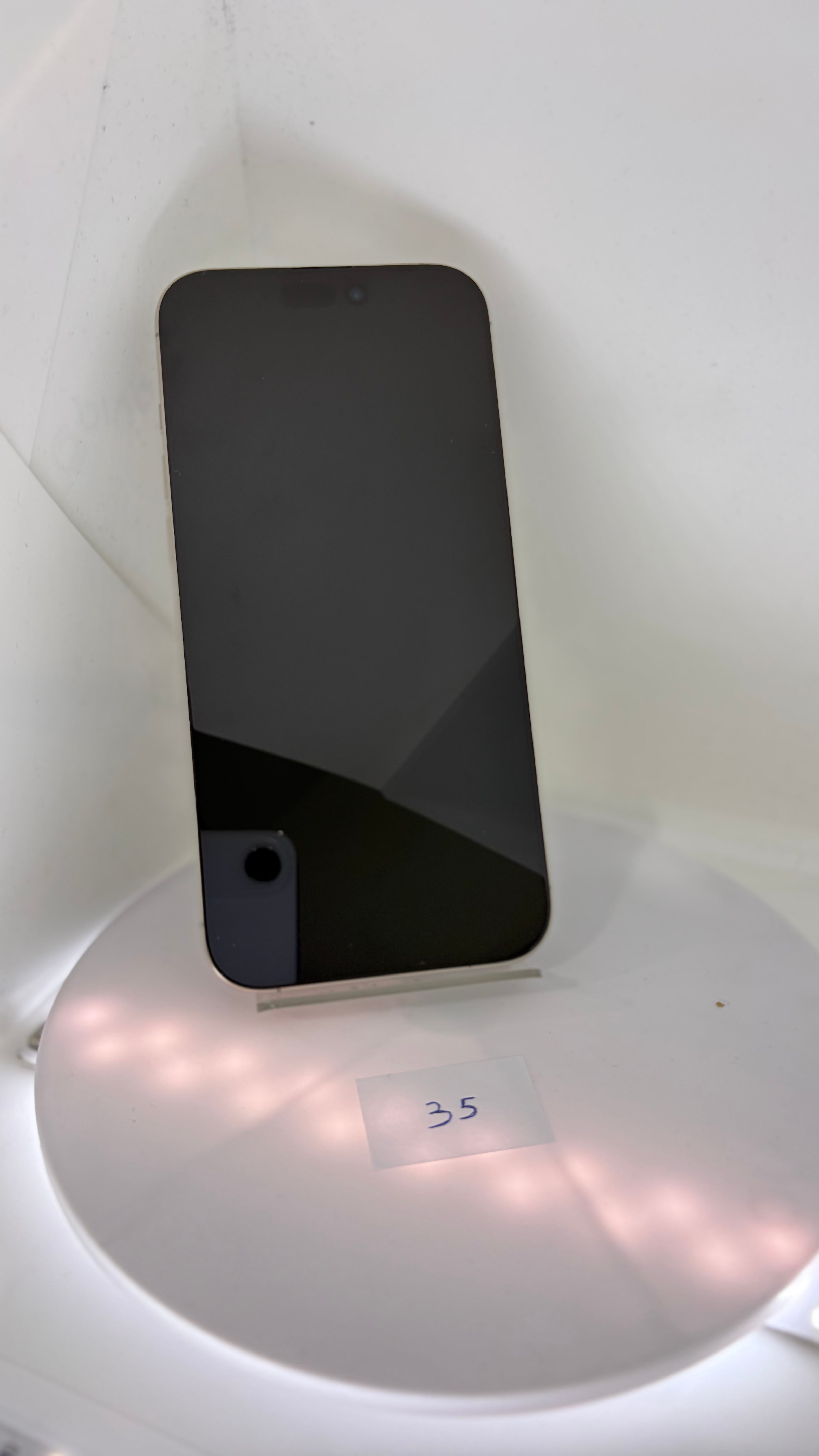 iPhone 16 Pro Max 256GB (No.35) טלפון סלולרי יד 2